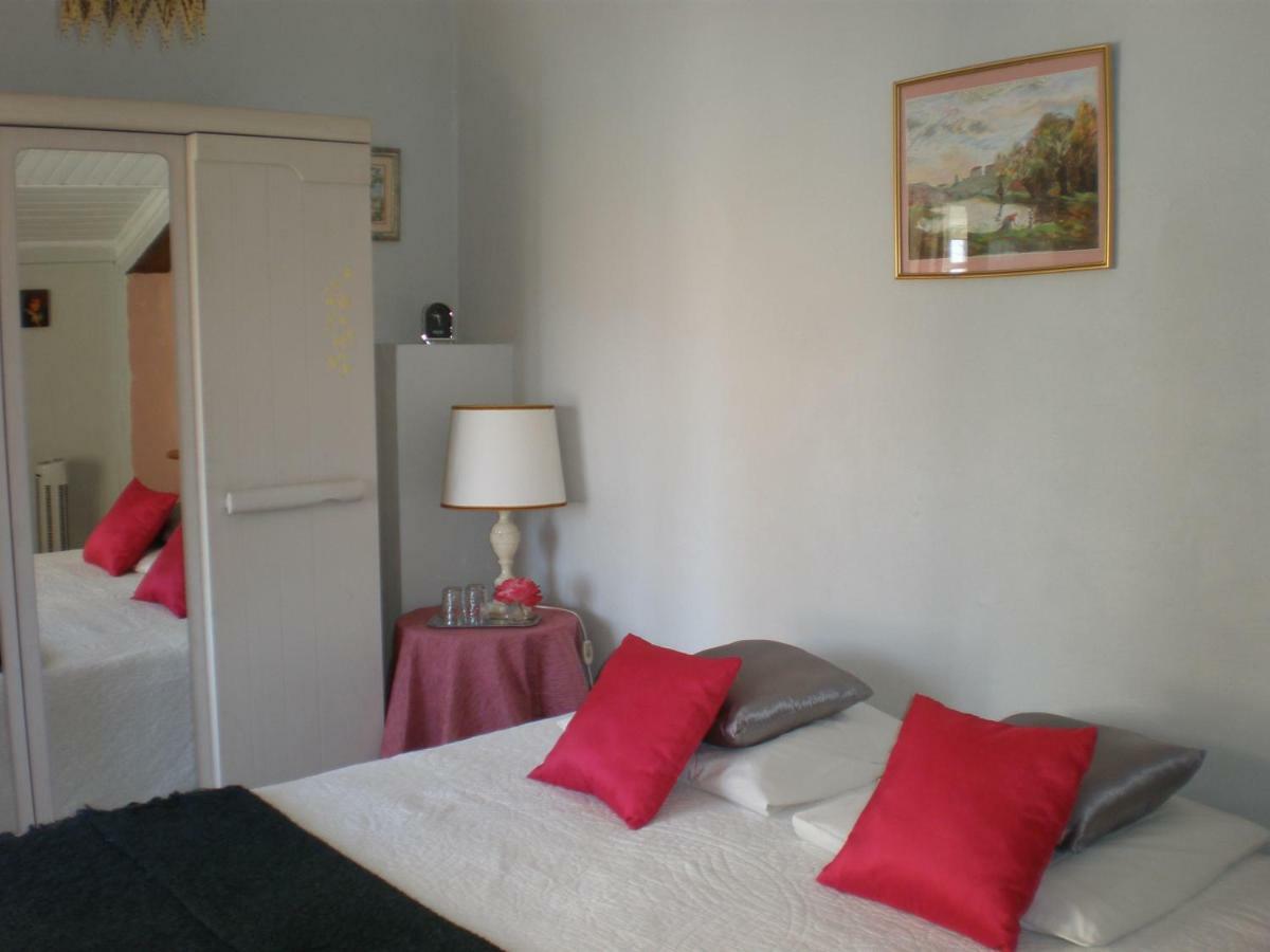 Appart Amande Des Amandeirets Apartment Chateauneuf les Martigues Bagian luar foto